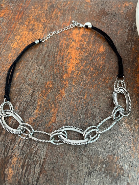 Lia Sophia Jewelry - Lia Sophia Chunky Chain Necklace